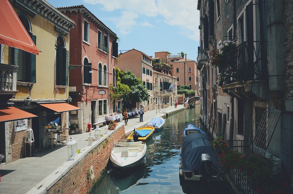 canal-1209739_960_720-2