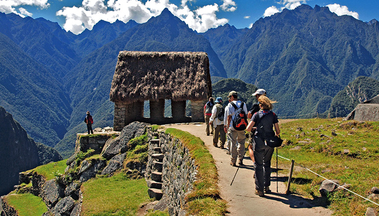 WPEI-peru-walking-3