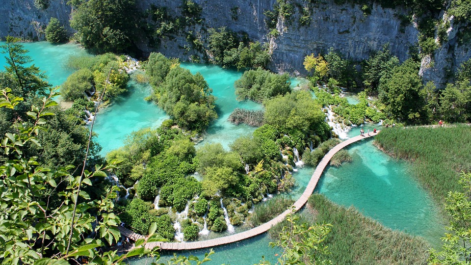 plitvice-lakes-984280_960_720.jpg