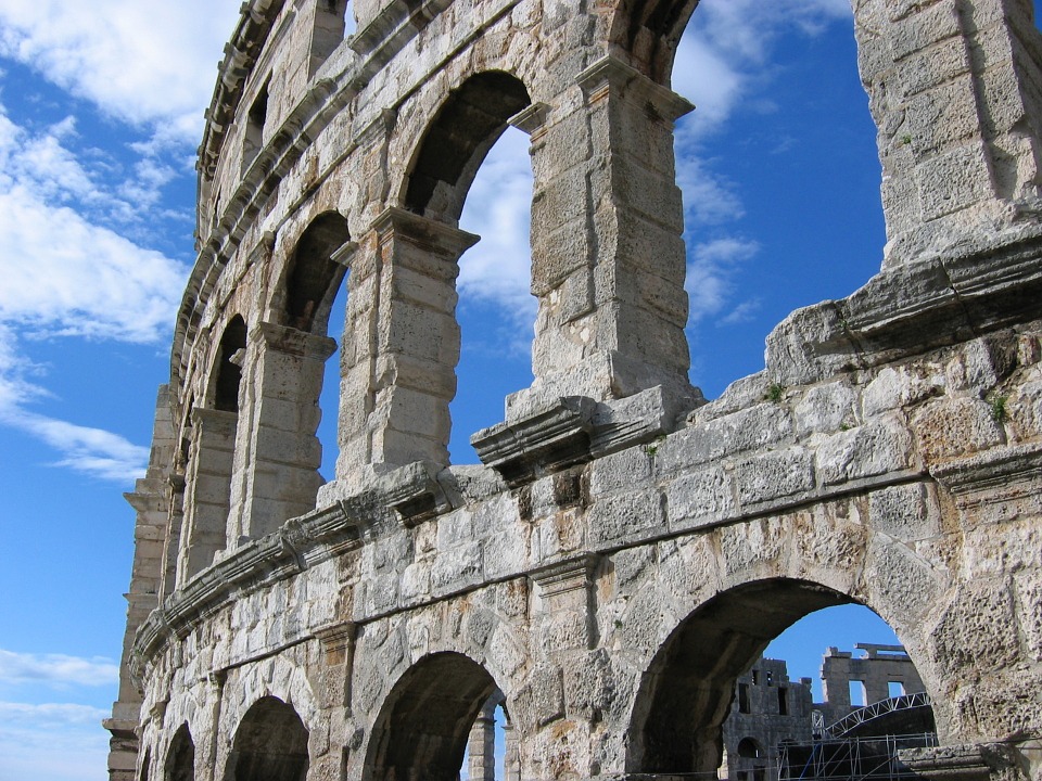 pula-827906_960_720.jpg